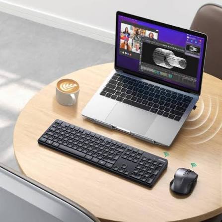 UGREEN WIRELESS KEYBOARD AND MOUSE COMBO - MK006